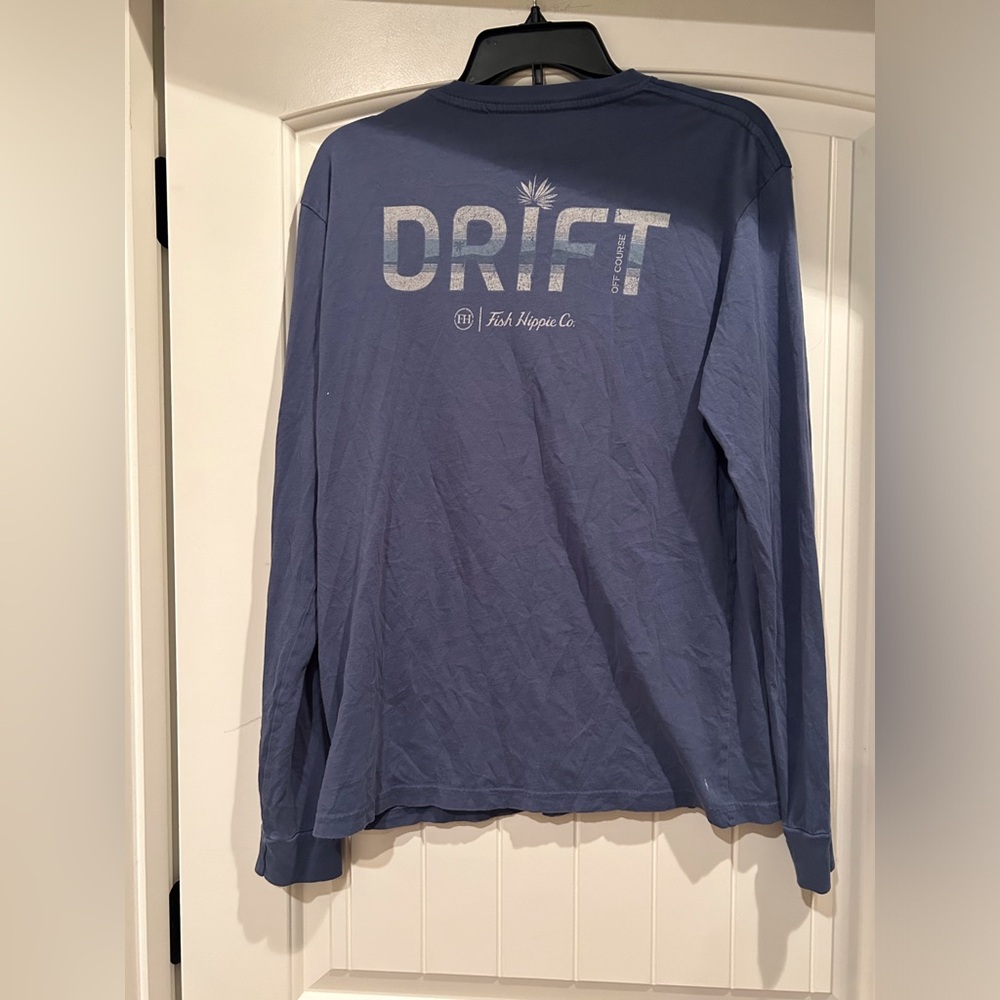 Fish Hippie Co men’s long sleeve t shirt size medium
